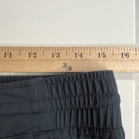 Athleta Gray Attitude Ruched Pull On Jogger Pants Adjustable Ankles Size 4P - Picture 10 of 12